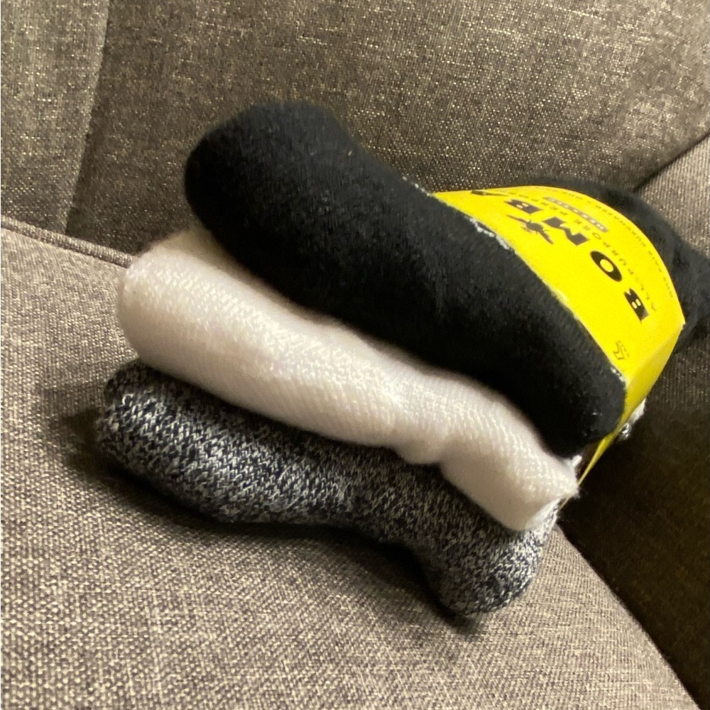 NWT BombasYouth Size 1-3 Crew Socks 3 pk. - Picture 2 of 3